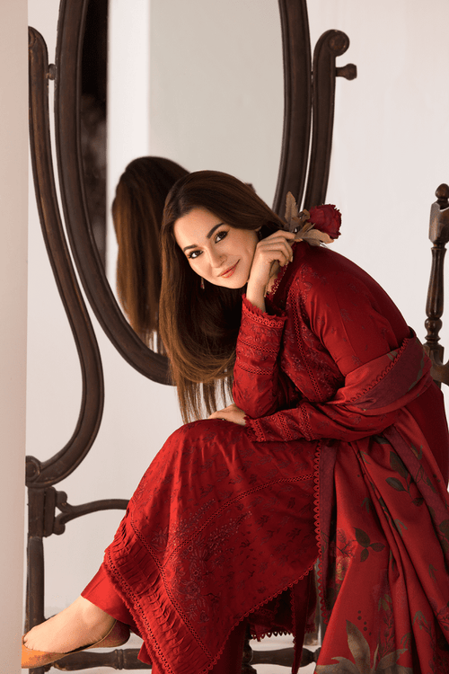 3PC LAWN EMBROIDERED SHIRT WITH DIGITAL PRINTED JACQUARD DUPATTA - 5005 - Sapphire Studios