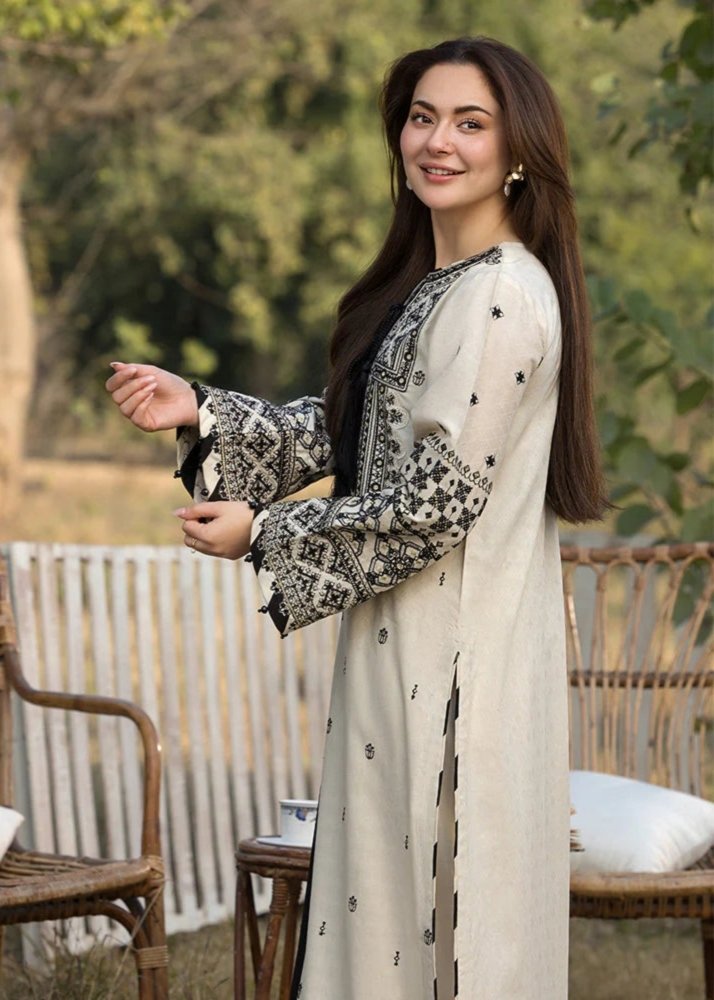 3PC Lawn Embroidered Shirt With Organza Embroidered Dupatta - 5166 - Sapphire Studios