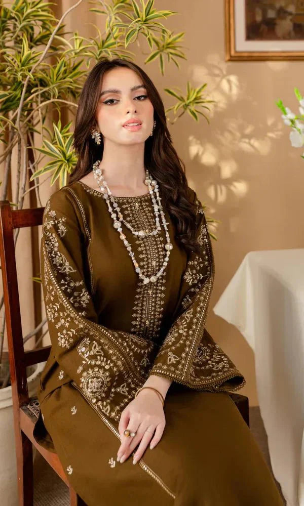 Lawn 2PC Embroidered - 5006 - Sapphire Studios