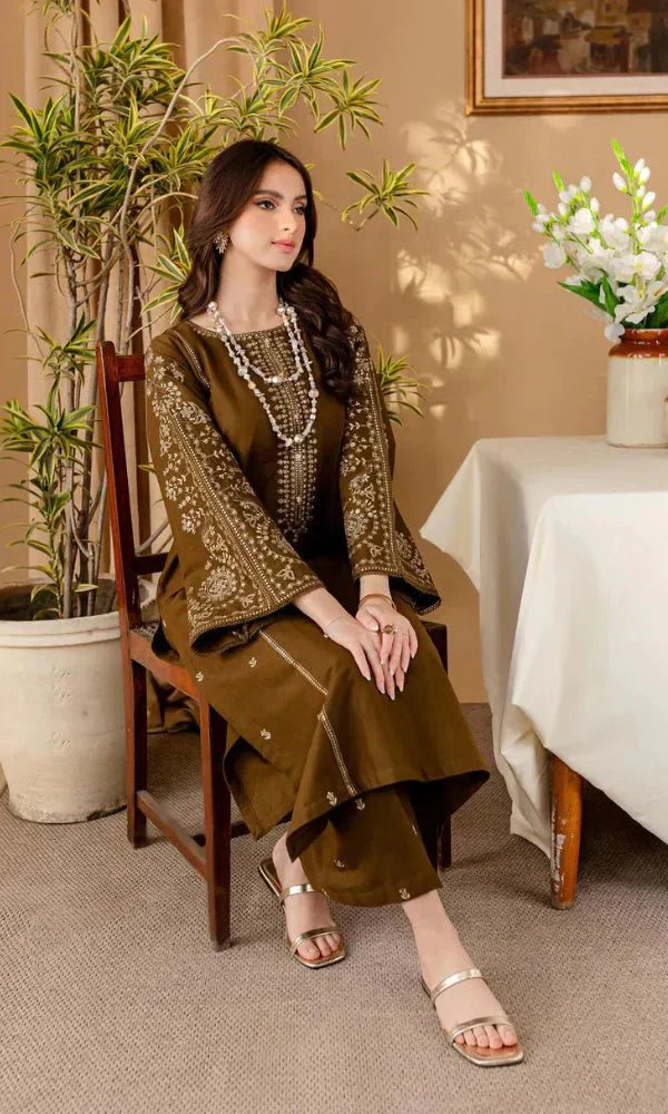 Lawn 2PC Embroidered - 5006 - Sapphire Studios