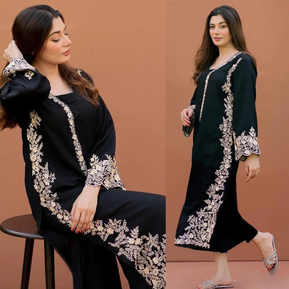 Lawn 2PC Embroidered - 5025 - Sapphire Studios