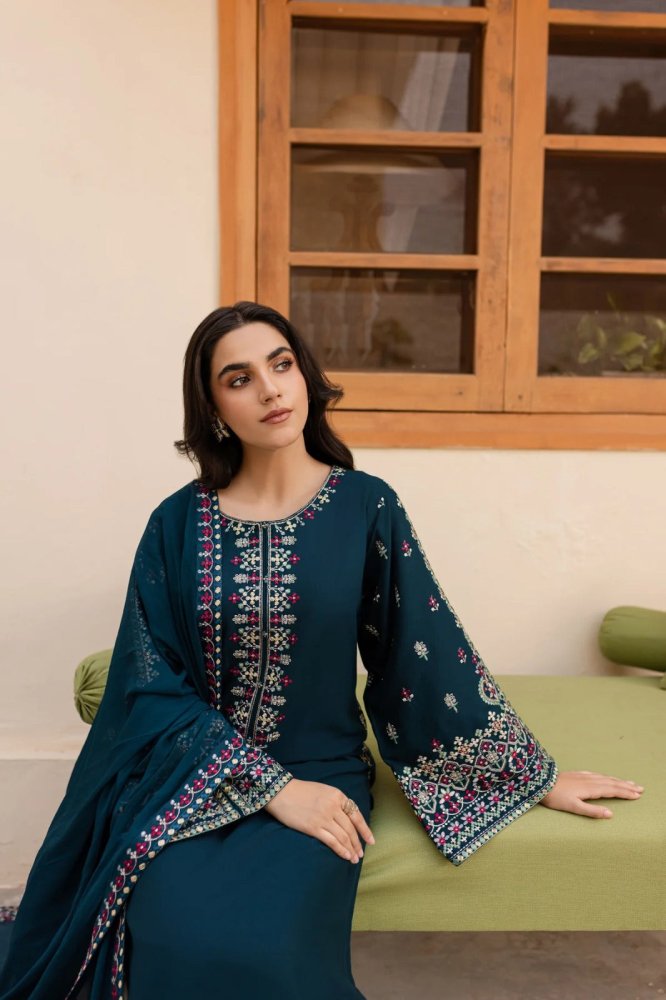 Lawn - 3PC Embroidered Shirt with Chiffon Embroidered Dupatta - 5162 - Sapphire Studios