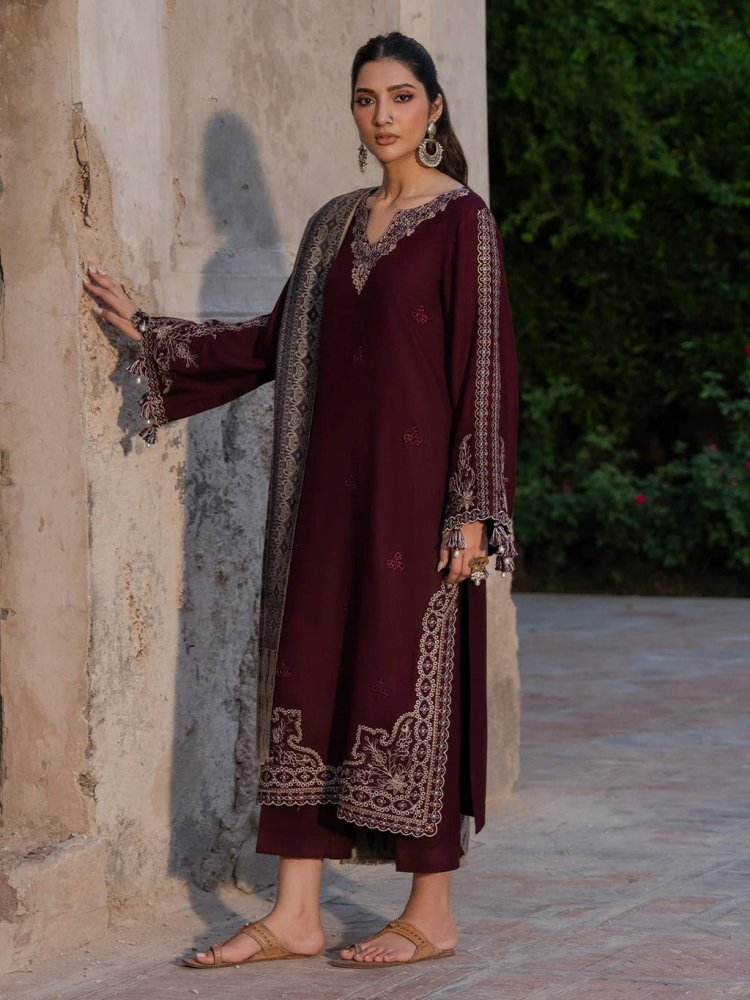 Lawn 3PC Embroidered Shirt with Digital Printed Jacquard Dupatta - 5047 - Sapphire Studios