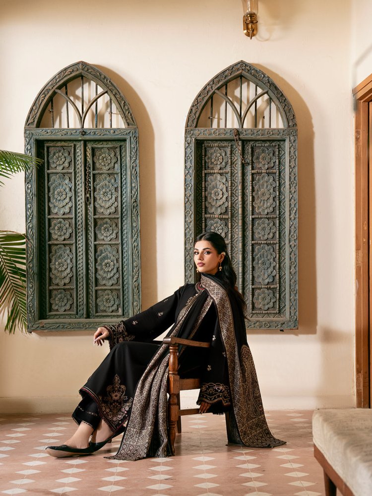 Lawn - 3PC Embroidered Shirt with Digital Printed Jauqard Dupatta - 5011 - Sapphire Studios