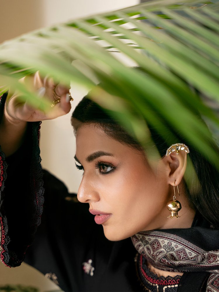 Lawn - 3PC Embroidered Shirt with Digital Printed Jauqard Dupatta - 5011 - Sapphire Studios