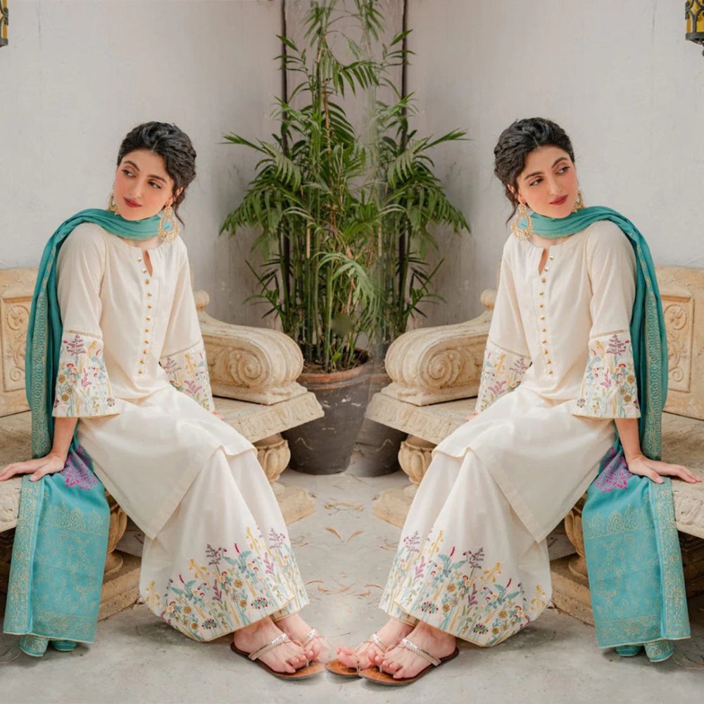Lawn 3PC Embroidered Shirt with Digital Printed Jauqard Dupatta - 5018 - Sapphire Studios