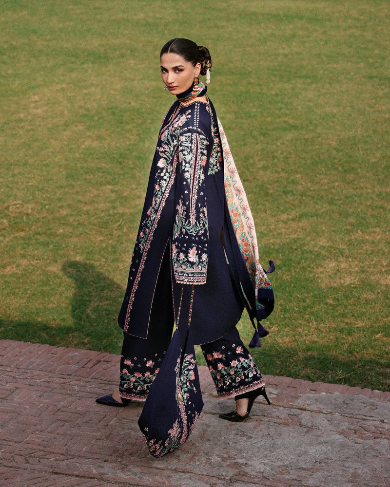 Lawn - 3PC Embroidered Shirt With Digital Printed Jauqard Dupatta - 5077 - Sapphire Studios