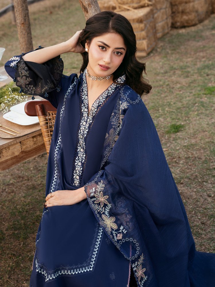 Lawn - 3PC Embroidered Suit With Organza Embroidered Dupatta - 5270 - Sapphire Studios