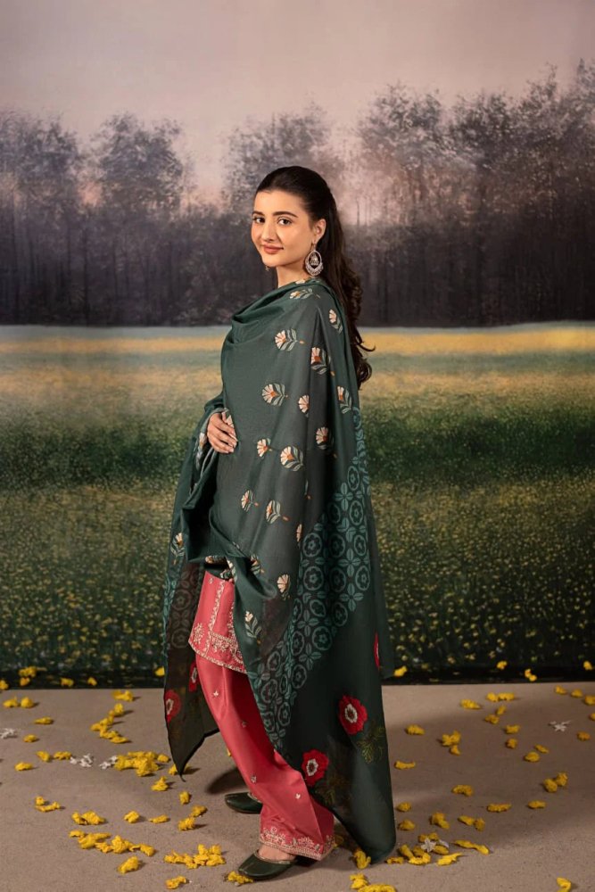 Lawn 3PC Embroidered with Digital Printed Jacquard Dupatta - 5092 - Sapphire Studios