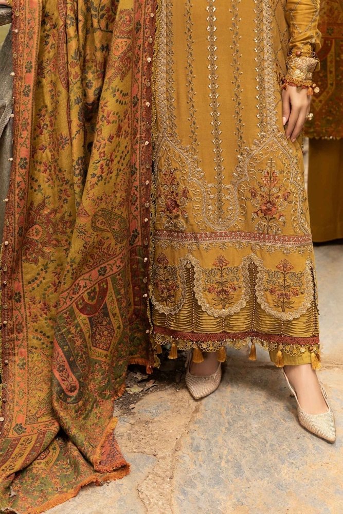 Lawn 3PC Embroidered With Digital Printed Jacquard Dupatta - 5124 - Sapphire Studios