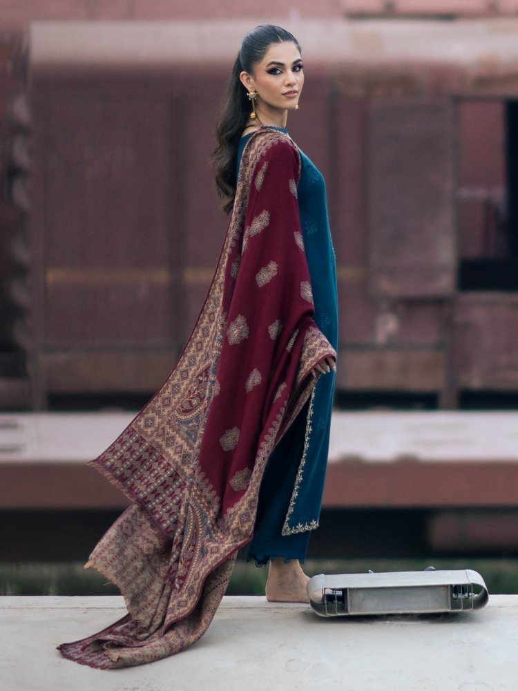 Lawn - 3PC Embroidered With Digital Printed Jacquard Dupatta - 5217 - Sapphire Studios