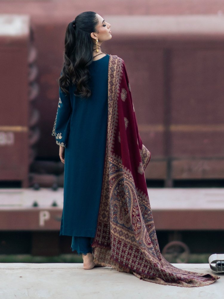 Lawn - 3PC Embroidered With Digital Printed Jacquard Dupatta - 5217 - Sapphire Studios